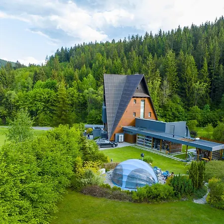 Spa & Pool Vila Anna